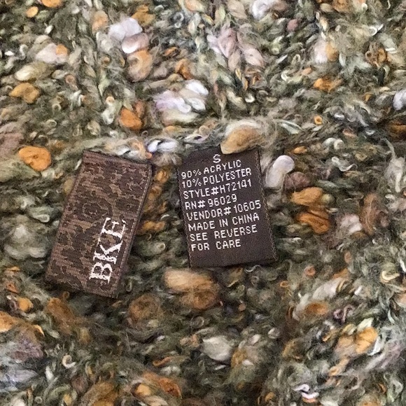 BKE Sweater - Picture 5 of 10